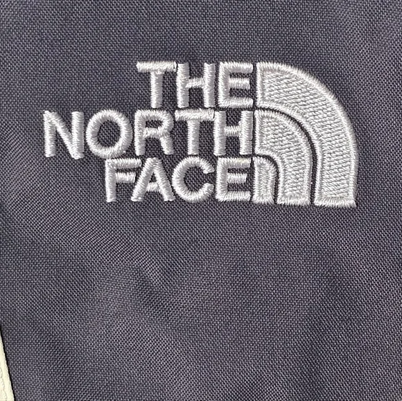 The North Face Mens XL White Black Hooded HyVent‎ Jacket (F11 AUET)